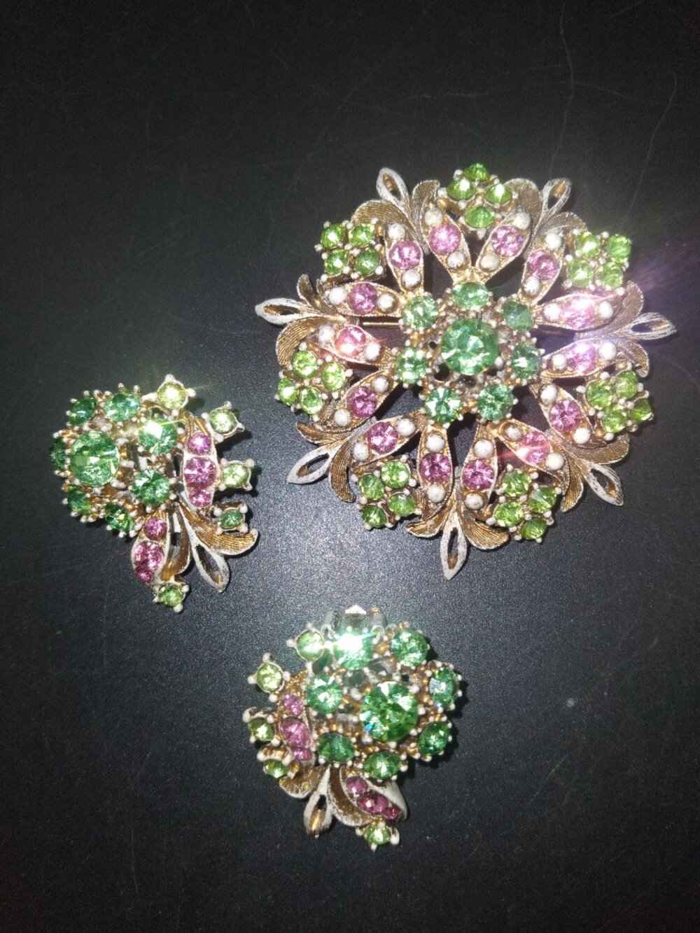 Vintage White Enamel Metal Pink & Green rhinestone Brooch & Clip Earrings Set